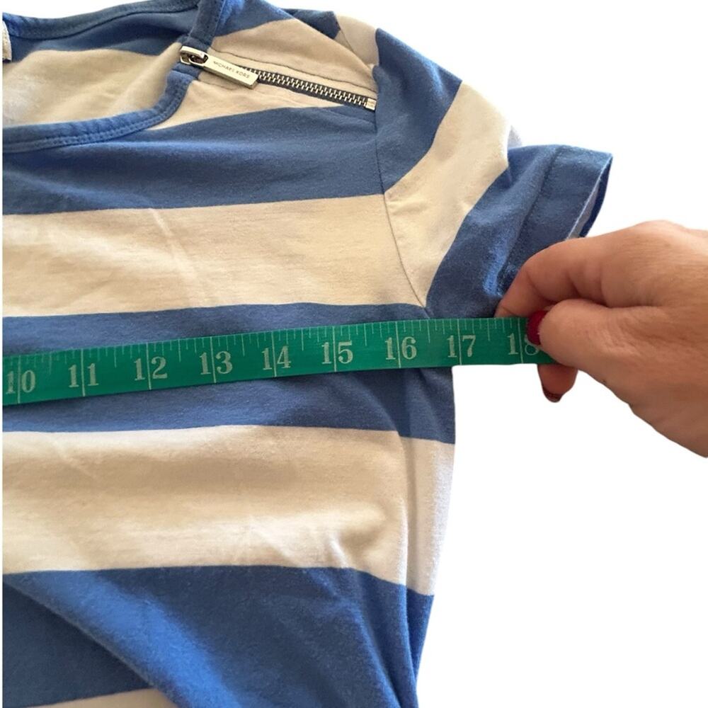 Michael Kors T-Shirt Womens Medium Striped Zip Shoulder Ruched Sides Blue White - Picture 9 of 11